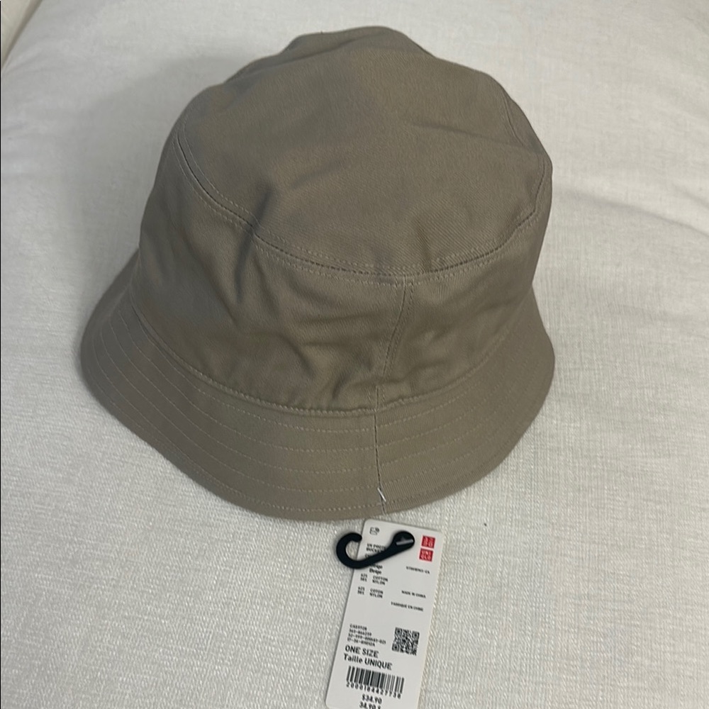 Uniqlo UV Protection Bucket Hat in Beige o/s NWT